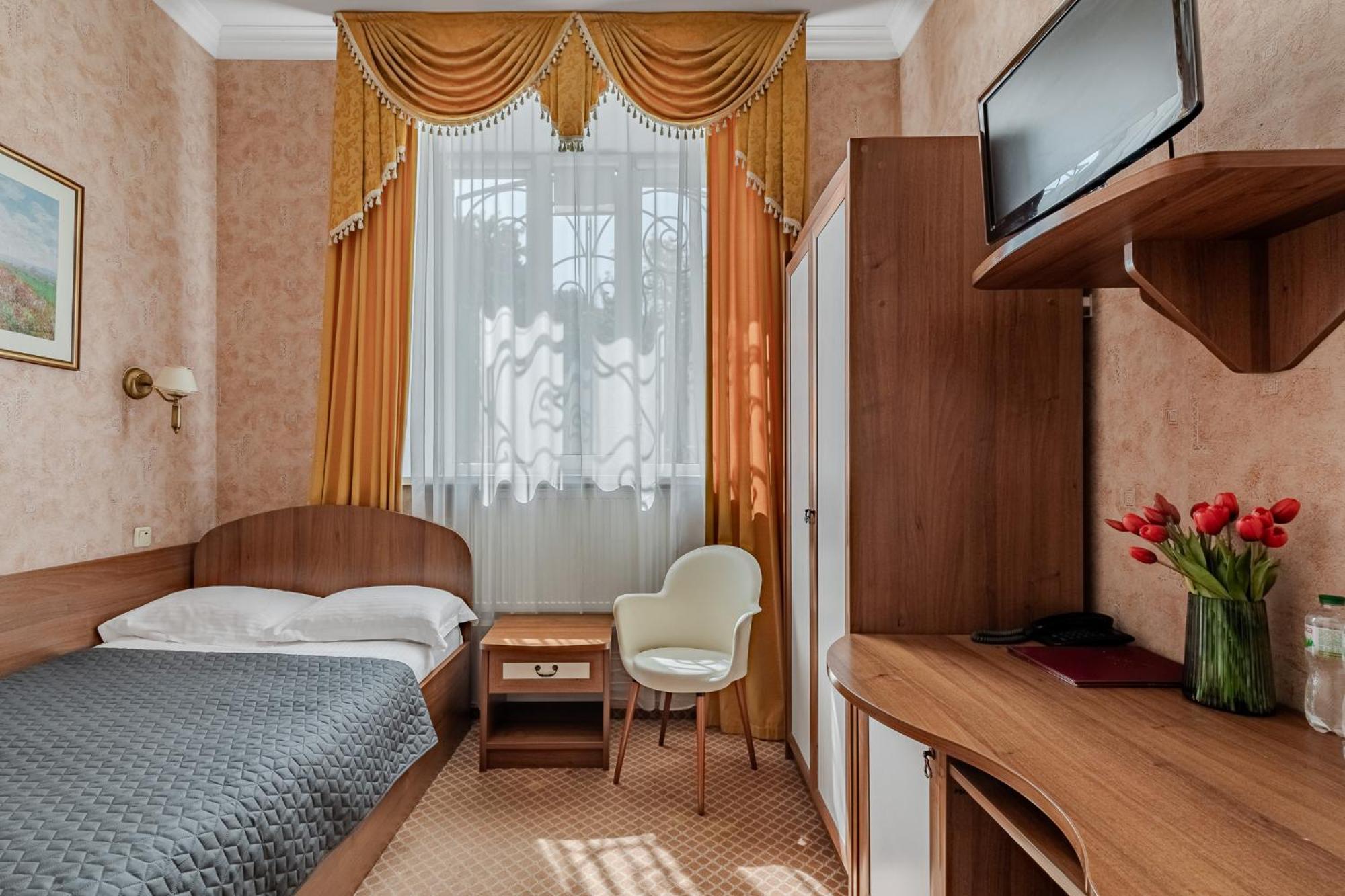 Gallery Hotel Gintama Apgrade Kiev Habitación foto